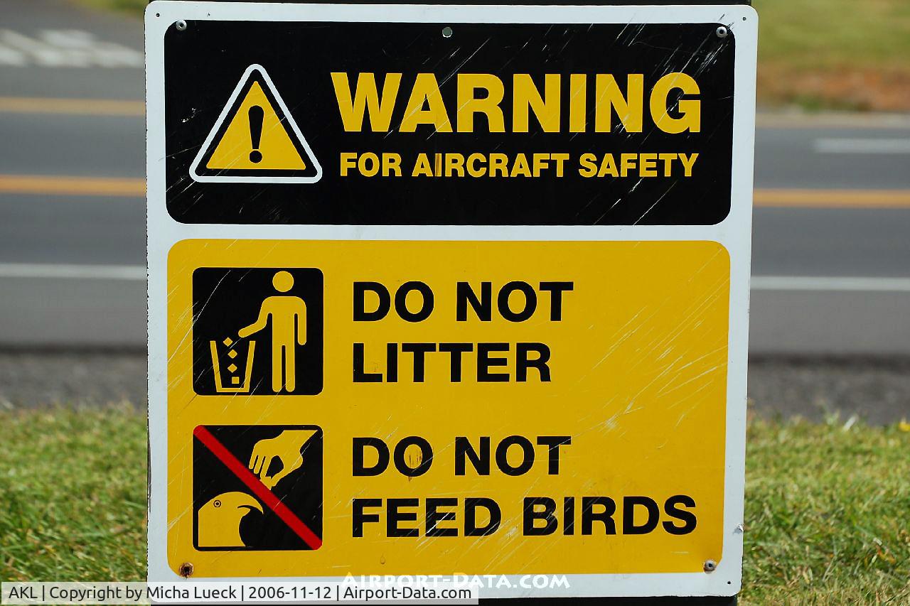 Auckland International Airport, Auckland New Zealand (AKL) - Sign at the spotters' carpark