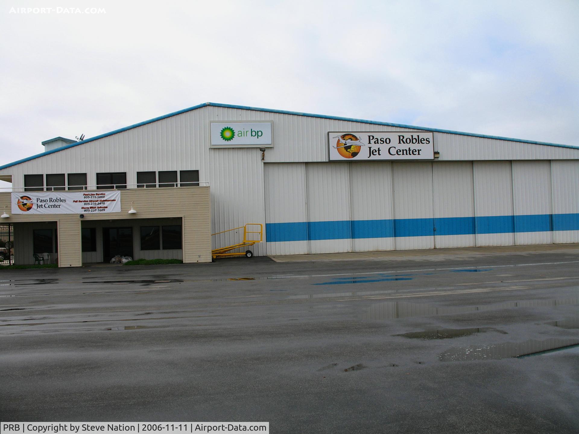 Paso Robles Municipal Airport (PRB) - Paso Robles Jet Center hangar and pilot's lounge @ Paso Robles Municipal Airport, CA