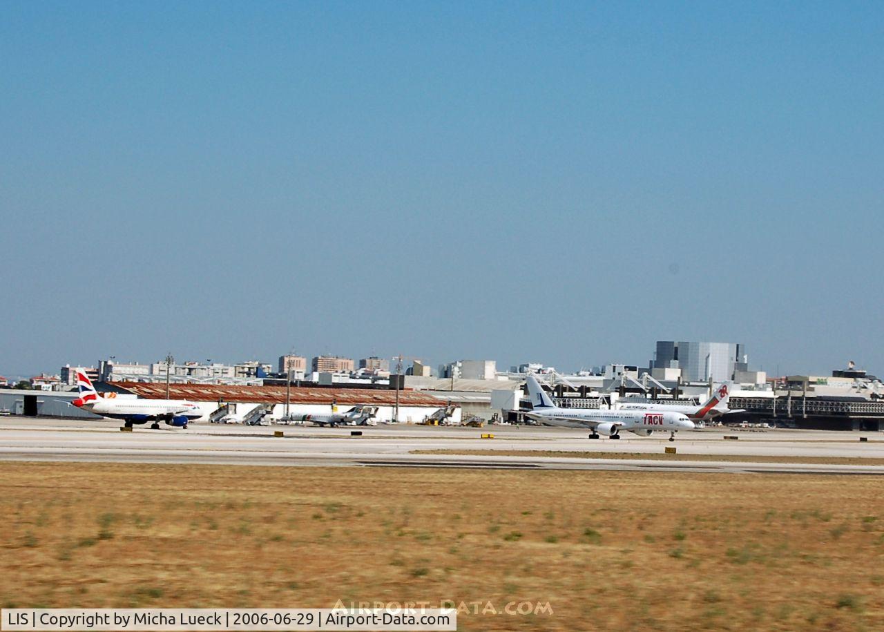 Portela Airport (Lisbon Airport), Portela, Loures (serves Lisbon) Portugal (LIS) - Lisbon apron