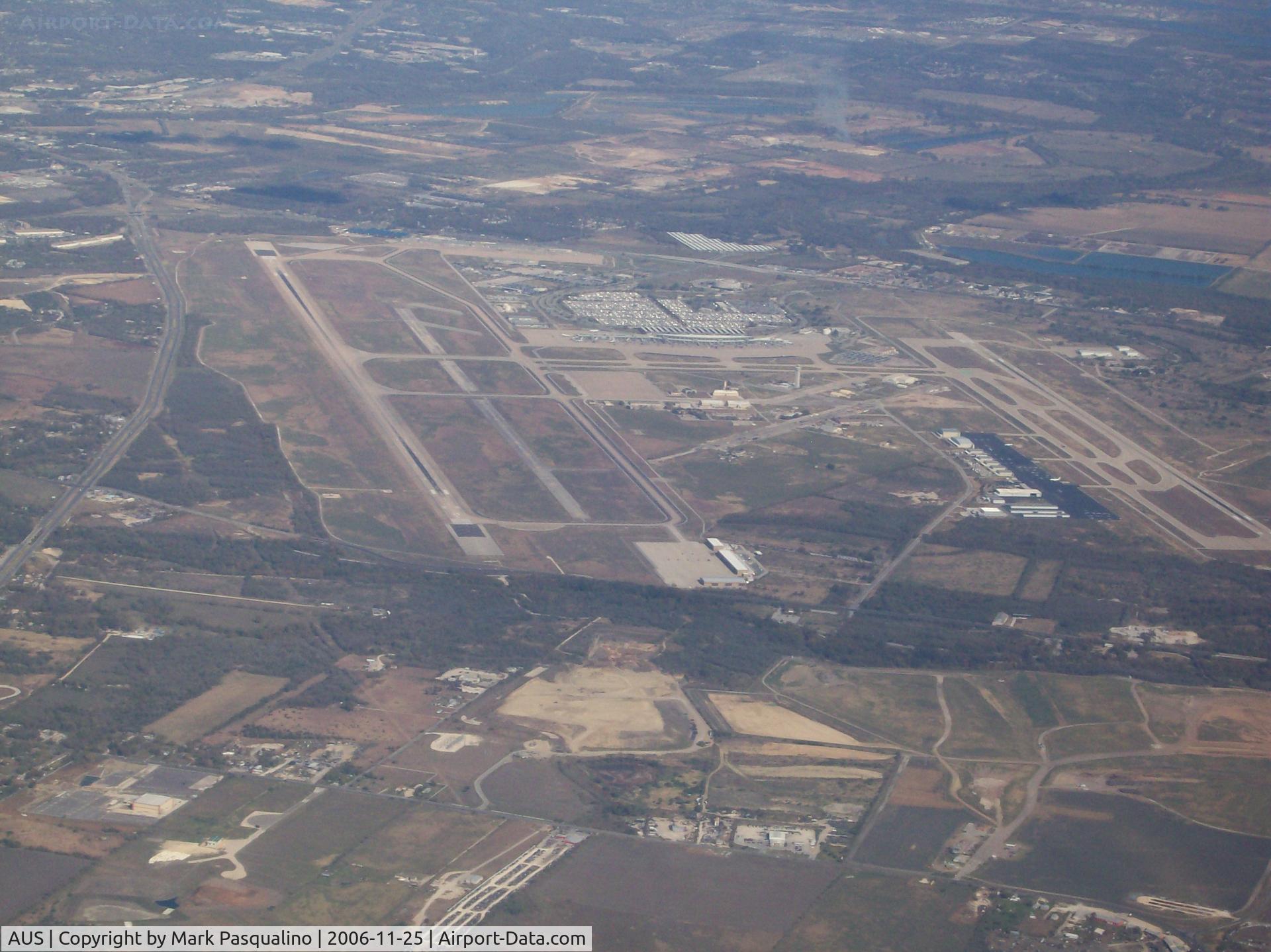 Austin-bergstrom International Airport (AUS) - Austin Bergstrom International
