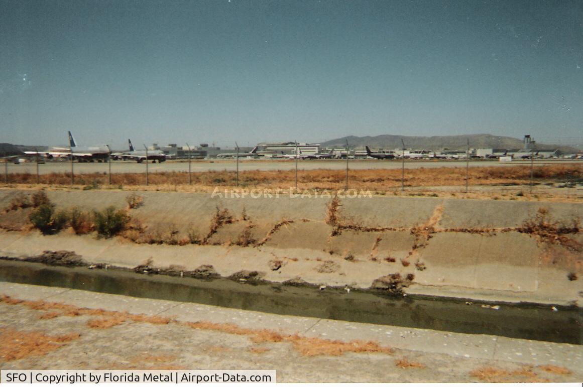 San Francisco International Airport (SFO) - San Fran 1999