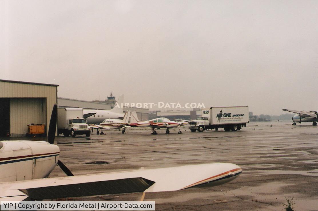 Willow Run Airport (YIP) - Willow Run