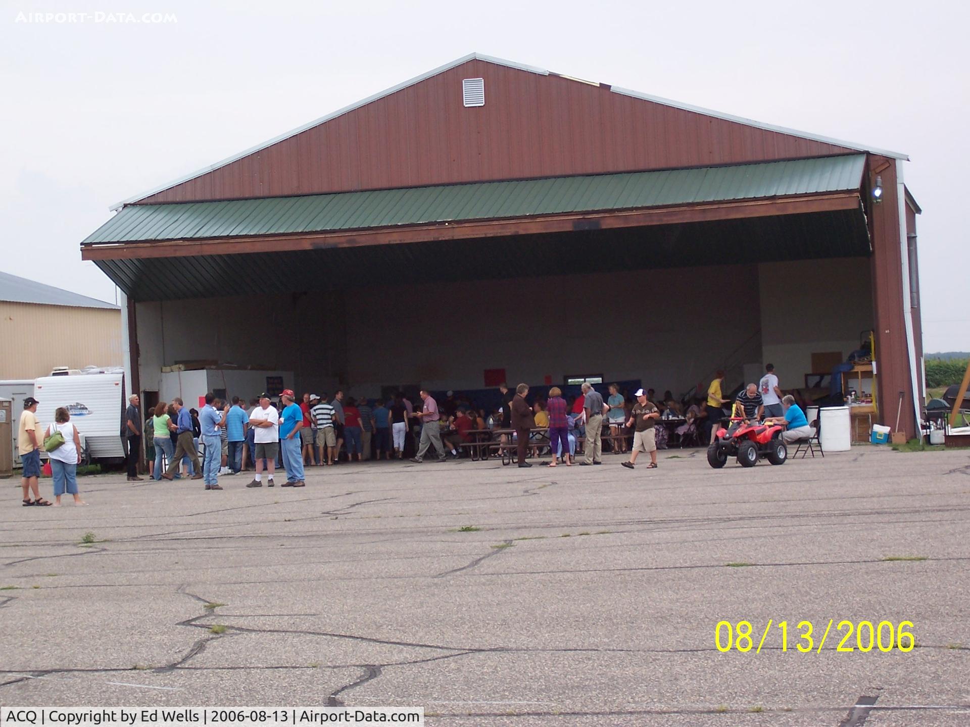 Waseca Municipal Airport (ACQ) - Fly in breakfast 2006