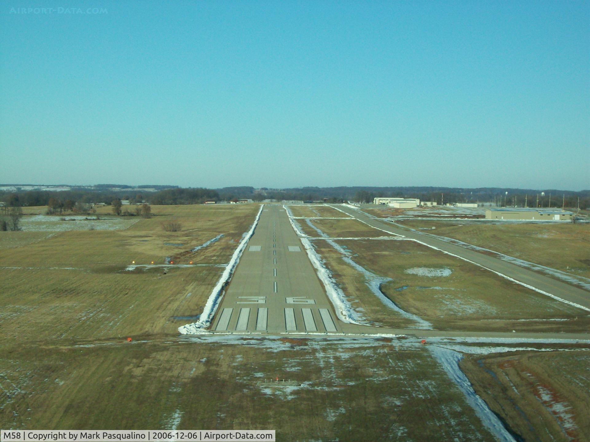 M58 Airport - Monet, MO
