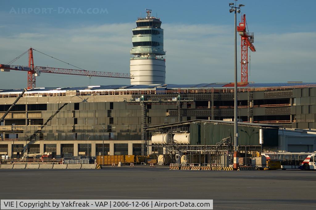 Vienna International Airport, Vienna Austria (VIE) - New Terminal Skylink under construction