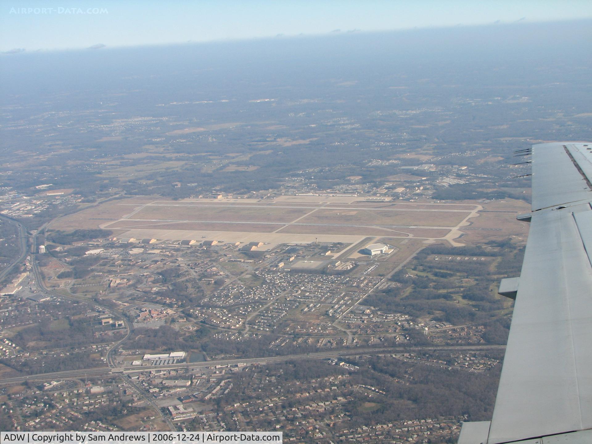 Joint Base Andrews Airport (ADW) - Desending into DC
