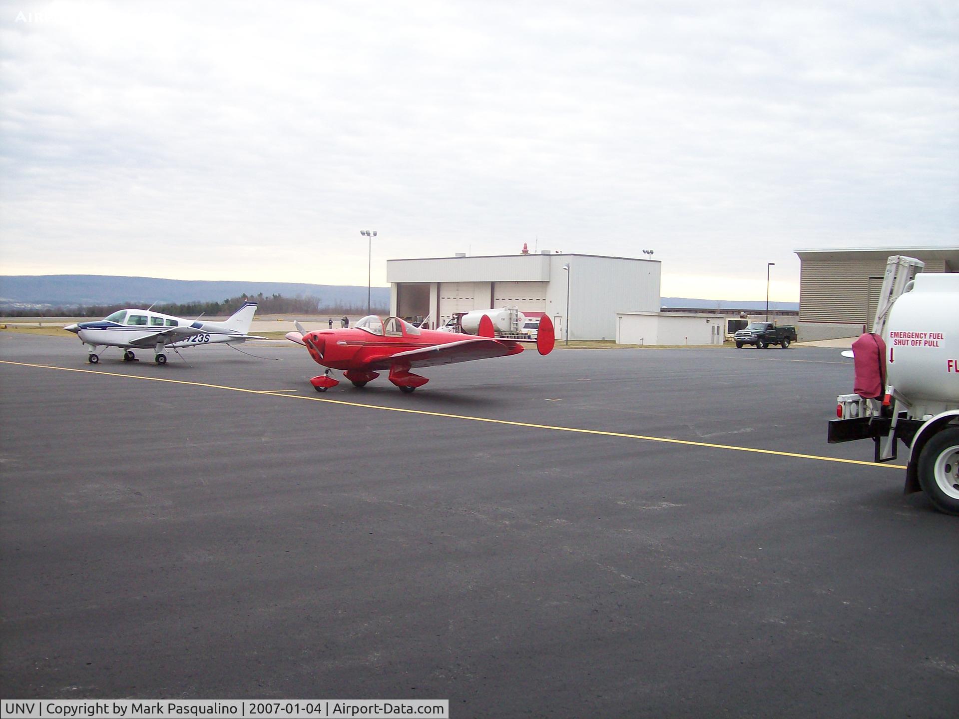 University Park Airport (UNV) - General Aviation Ramp