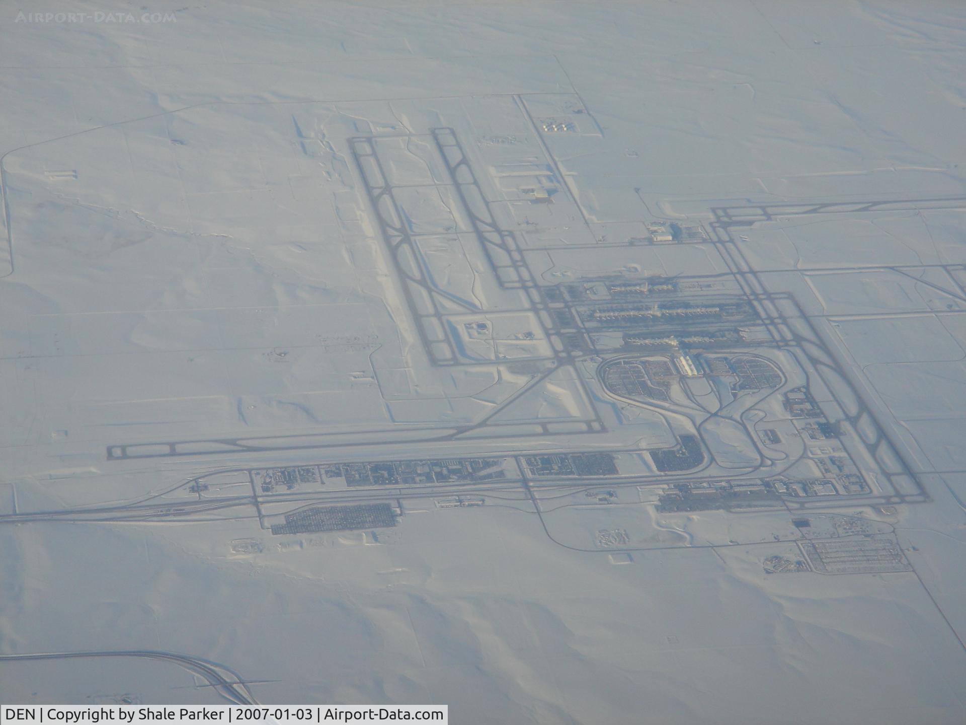 Denver International Airport (DEN) - Mile Hile covered in snow