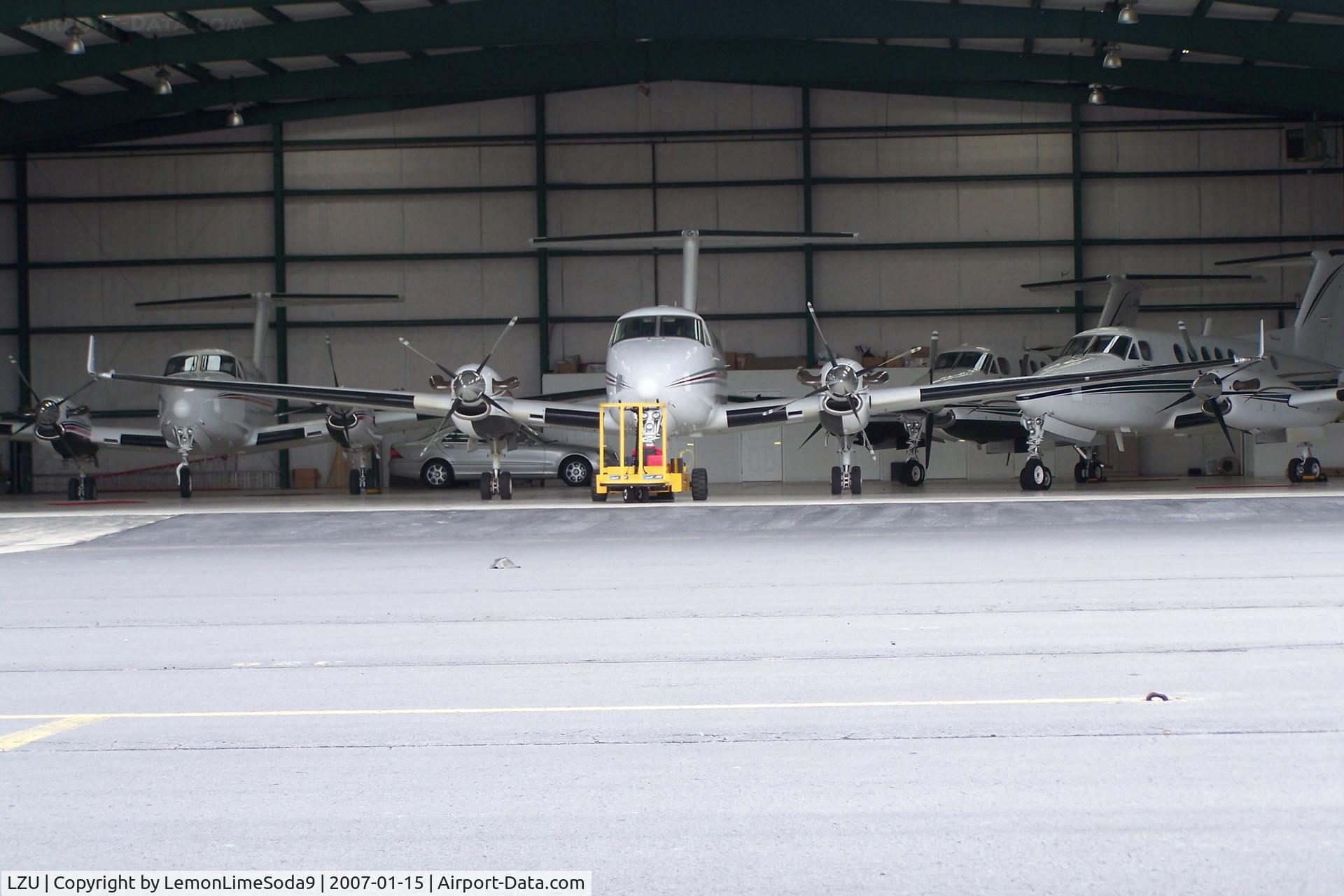 Gwinnett County - Briscoe Field Airport (LZU) - This was taken what I was at LZU