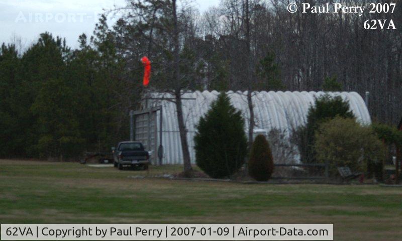 Grasso Salvage Airport (62VA) - The hangar at a small private facility