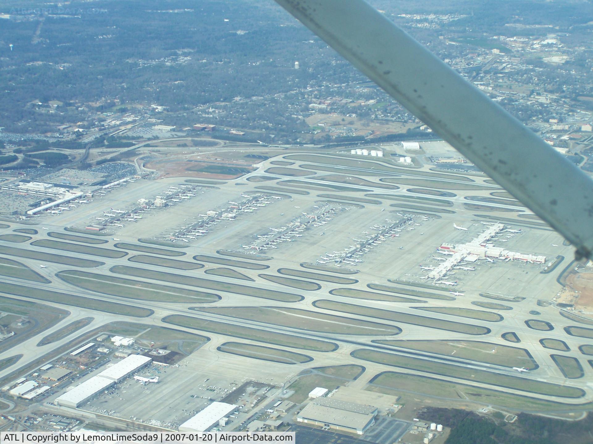 Hartsfield - Jackson Atlanta International Airport (ATL) - This was taken in a Cessna 172