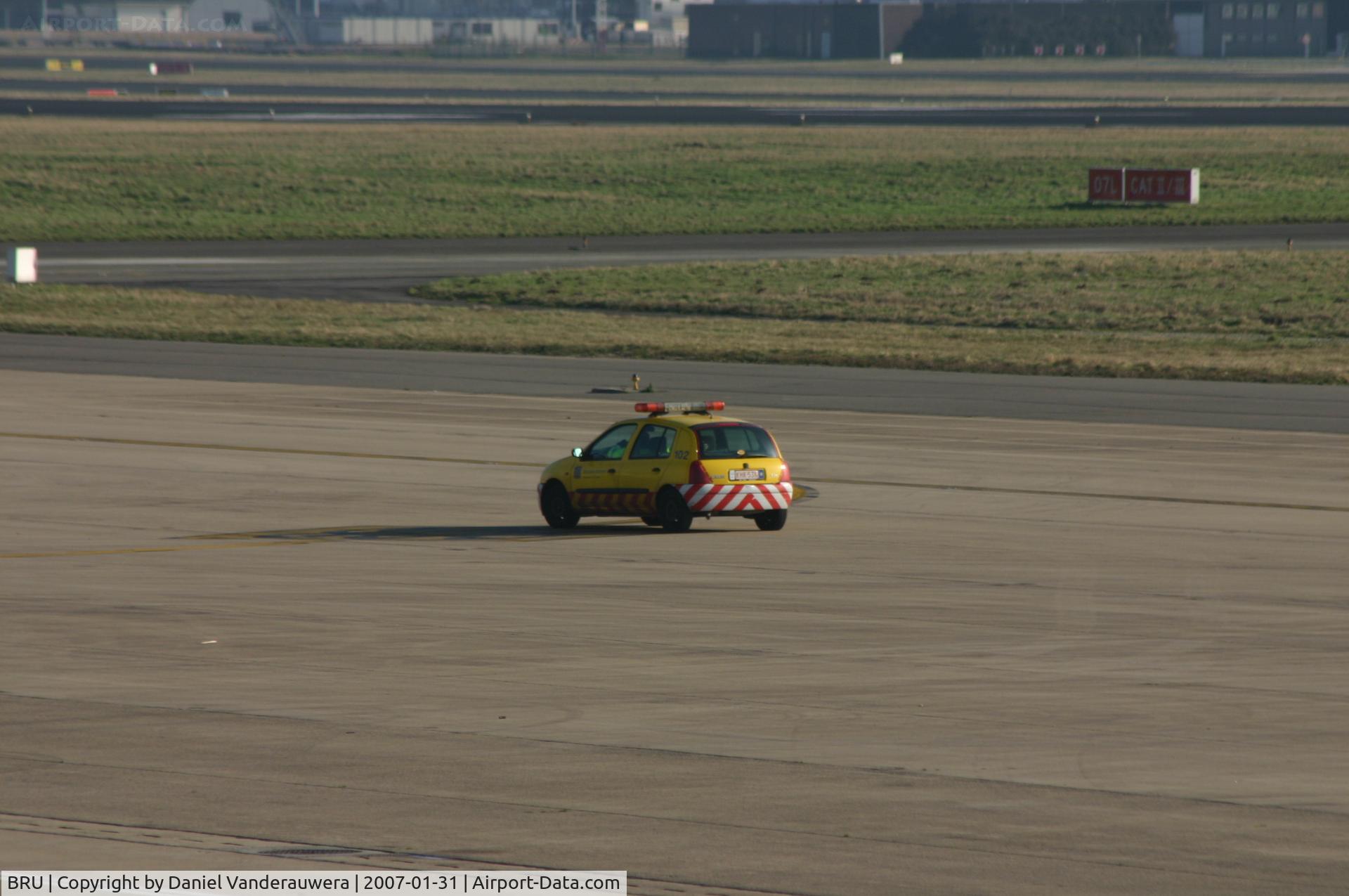 Brussels Airport, Brussels / Zaventem   Belgium (BRU) - waiting for the cargo