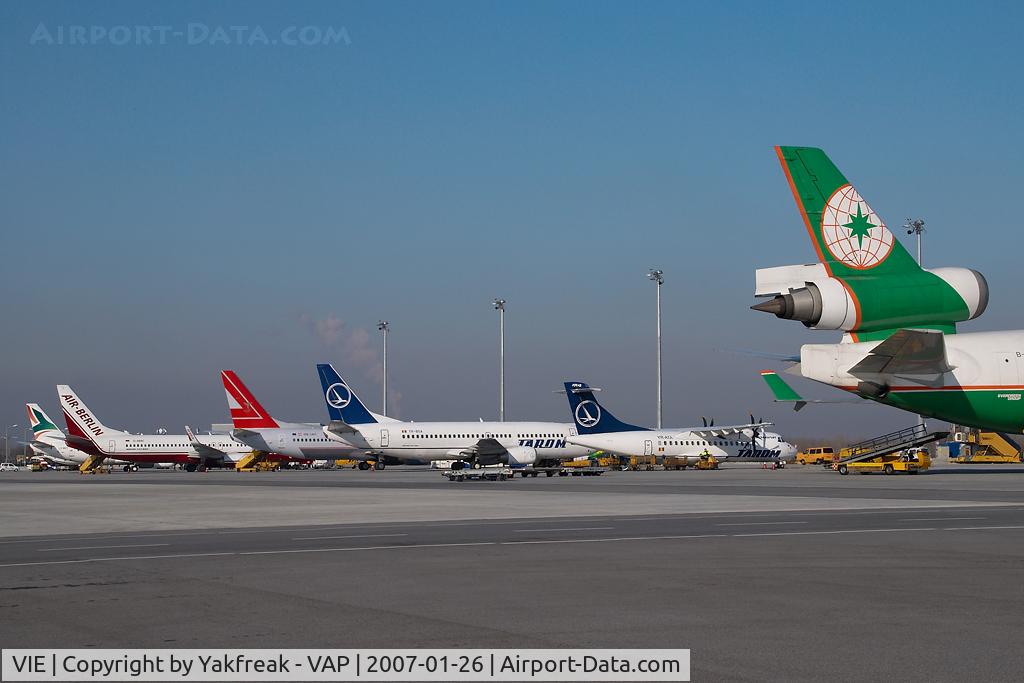 Vienna International Airport, Vienna Austria (VIE) - Kilo Parking positions