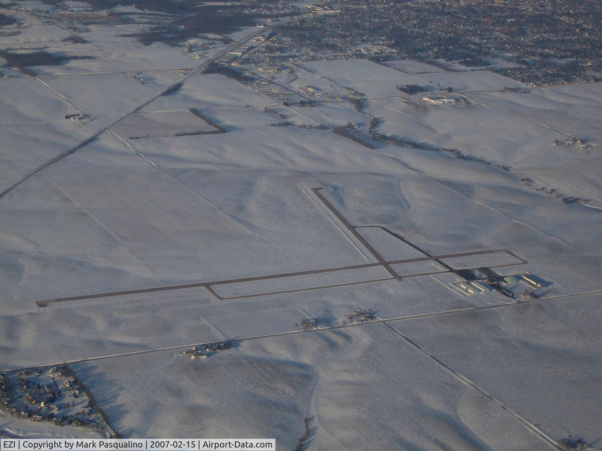 Kewanee Municipal Airport (EZI) - Kewanee, IL