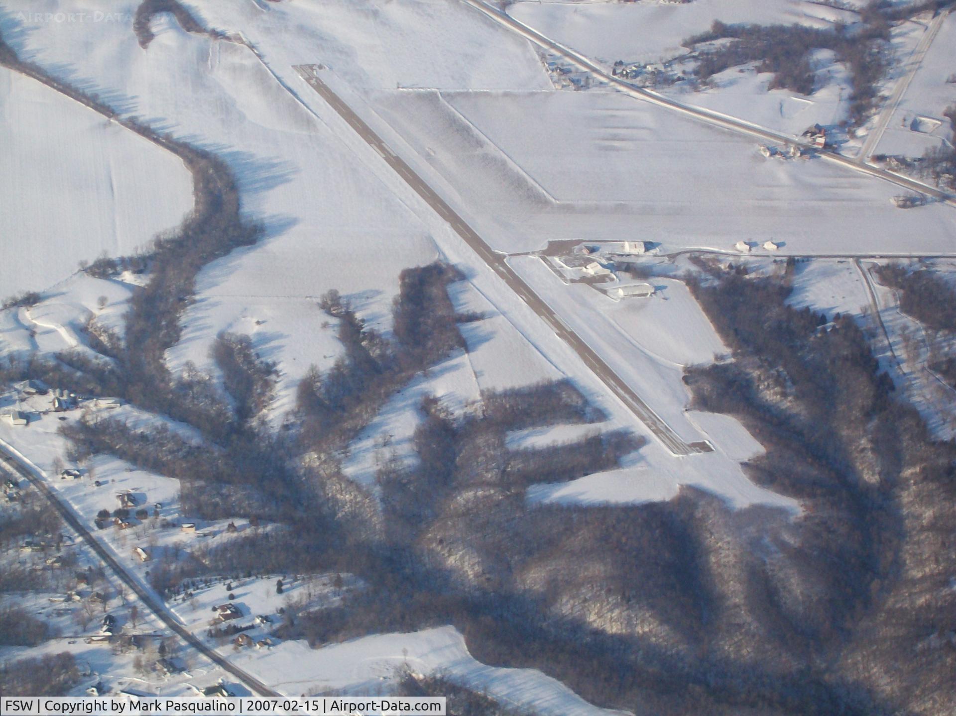 Fort Madison Municipal Airport (FSW) - Fort Madison, IA