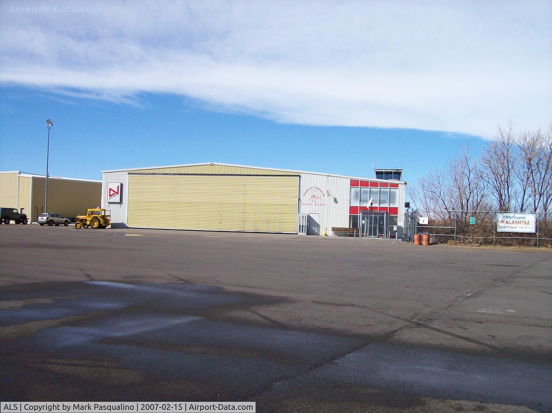 San Luis Valley Rgnl/bergman Field Airport (ALS) - Executive Terminal