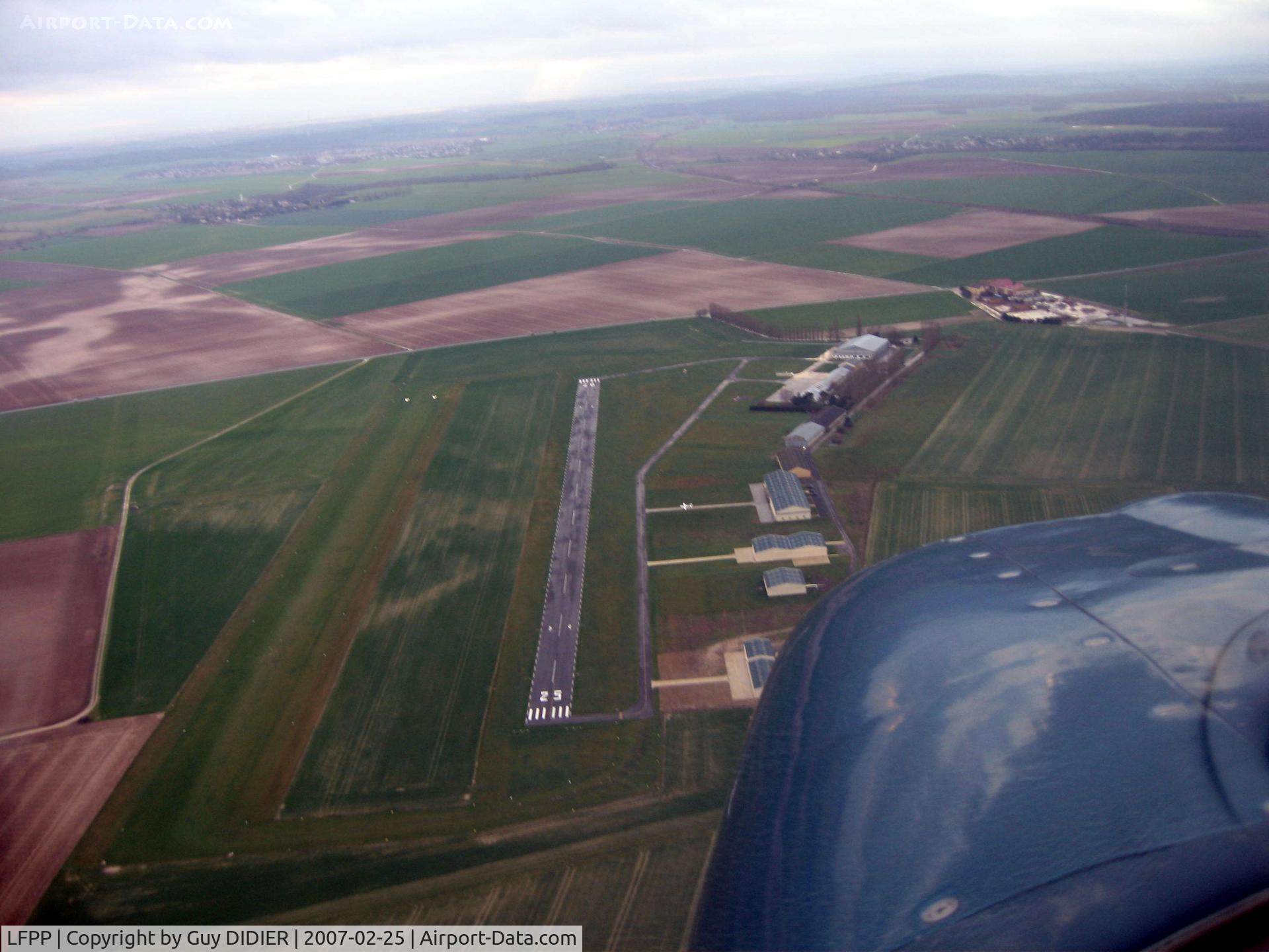 Le Plessis-Belleville Airport, Le Plessis-Belleville France (LFPP) - LFPP (Le Plessis Belleville) GA airport not far from Charles-de-Gaulle at the north of Paris. Taken from TR182 F-GZGD at 1500ft.