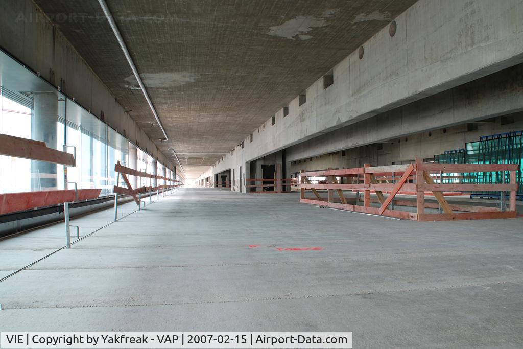 Vienna International Airport, Vienna Austria (VIE) - New Terminal Skylink under construction