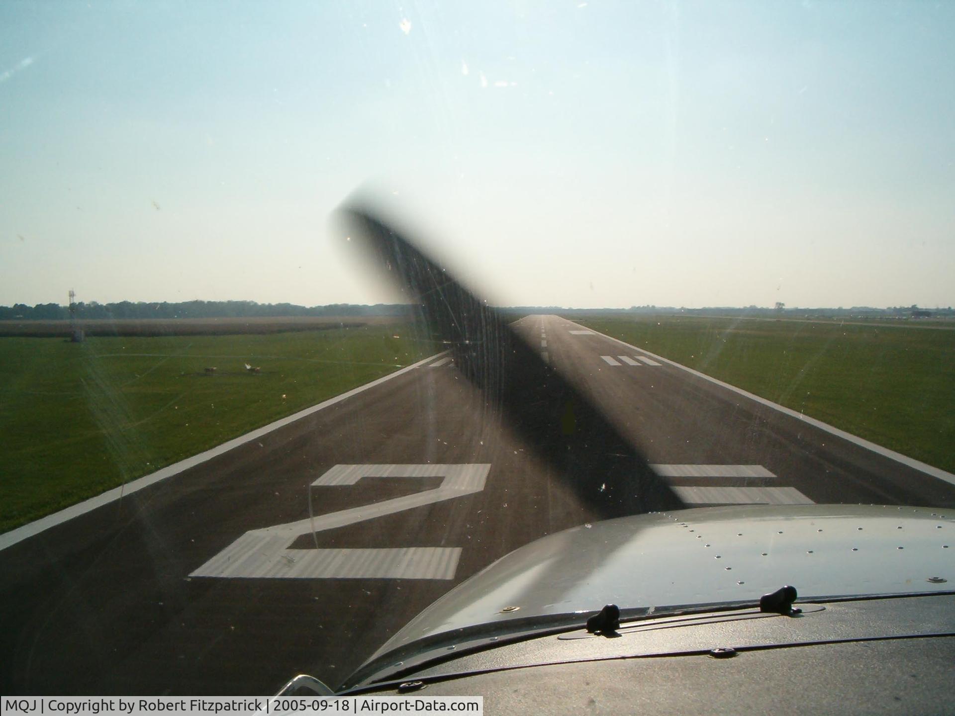 Indianapolis Regional Airport (MQJ) - Indianapolis Mt. Comfort Airport