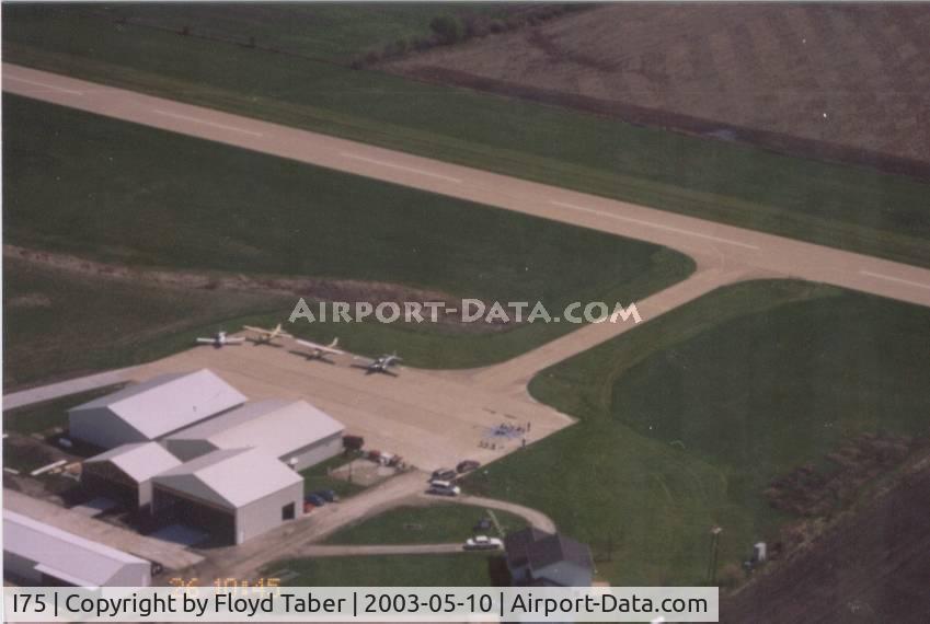 Osceola Municipal Airport (I75) - Ramp @ I75