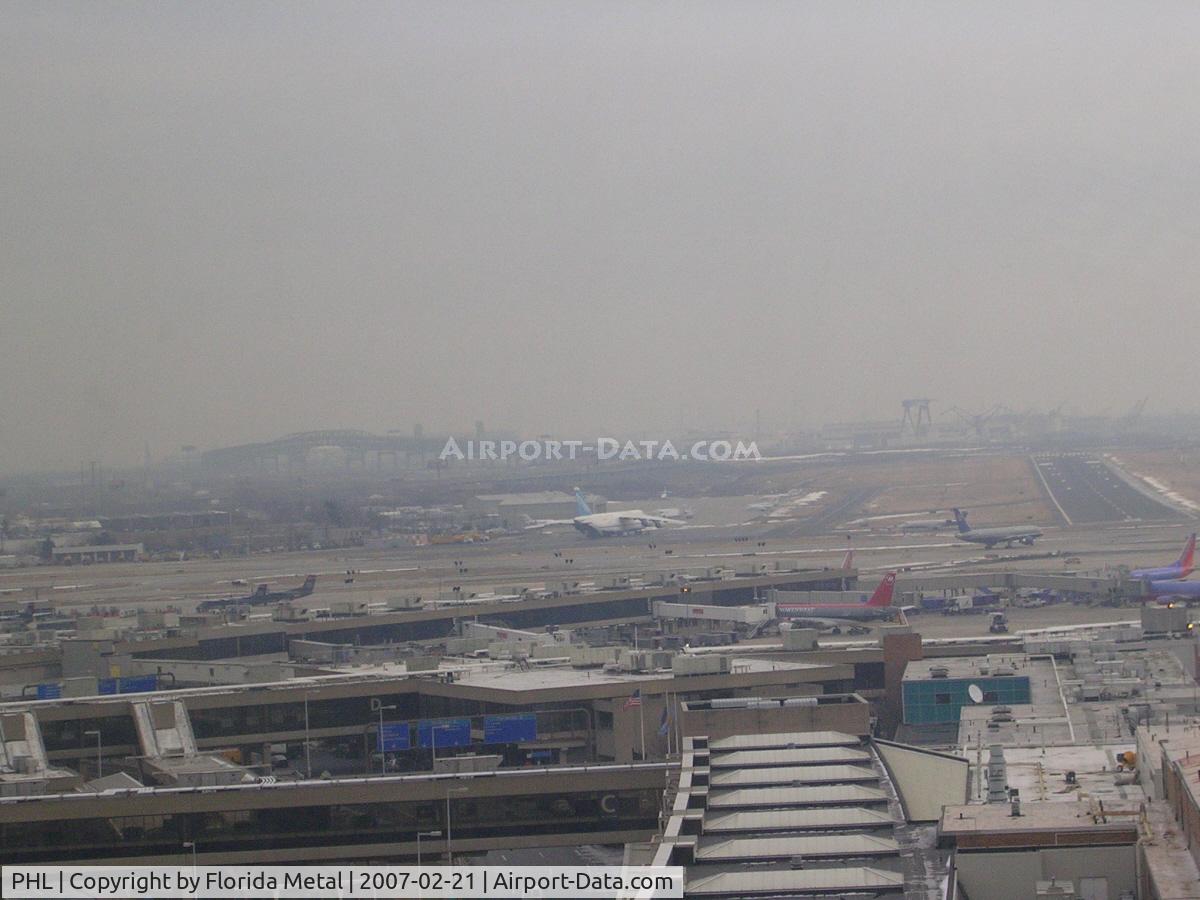 Philadelphia International Airport (PHL) - Overview