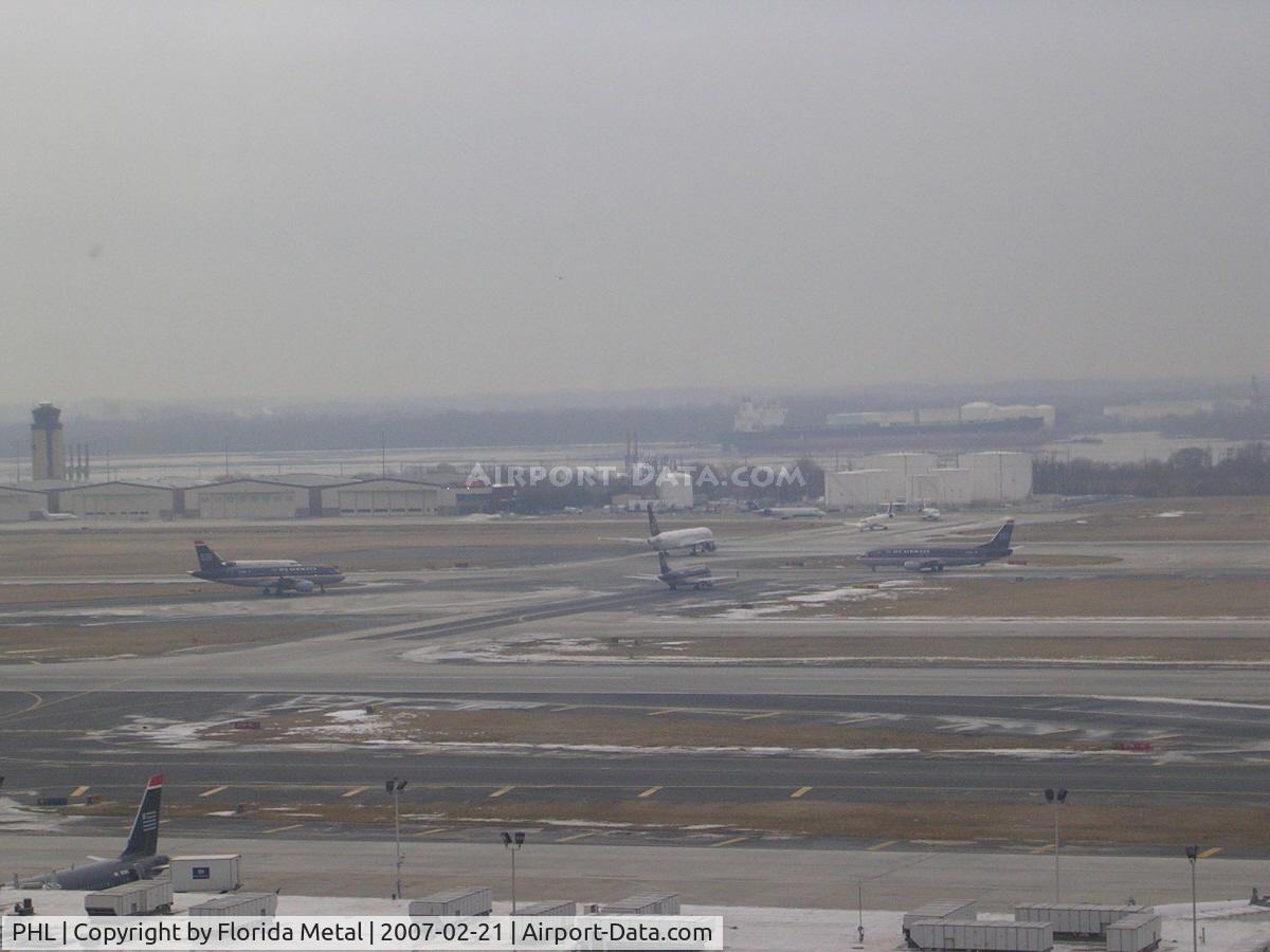 Philadelphia International Airport (PHL) - Overview