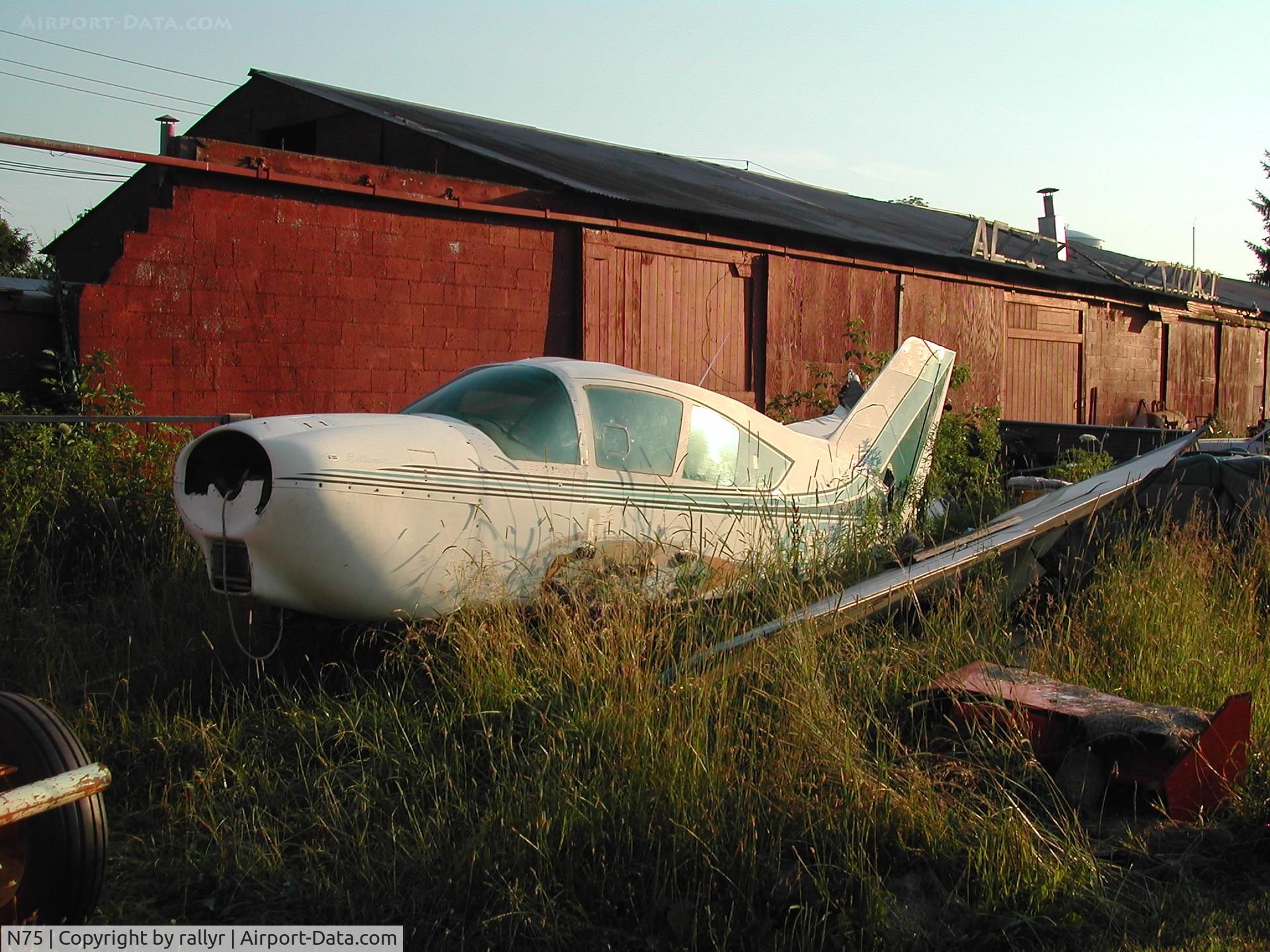 N75 Airport - Belanca's final resting place