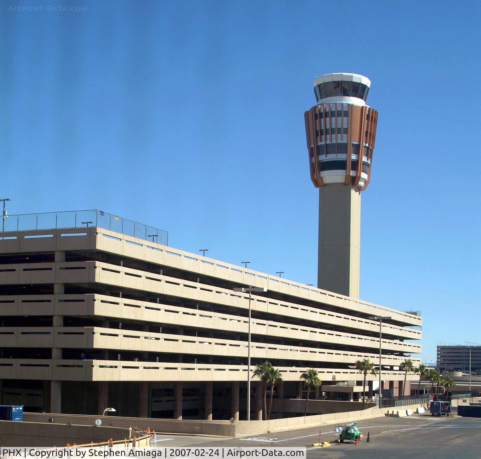 Phoenix Sky Harbor International Airport (PHX) - As we taxi around the other side...