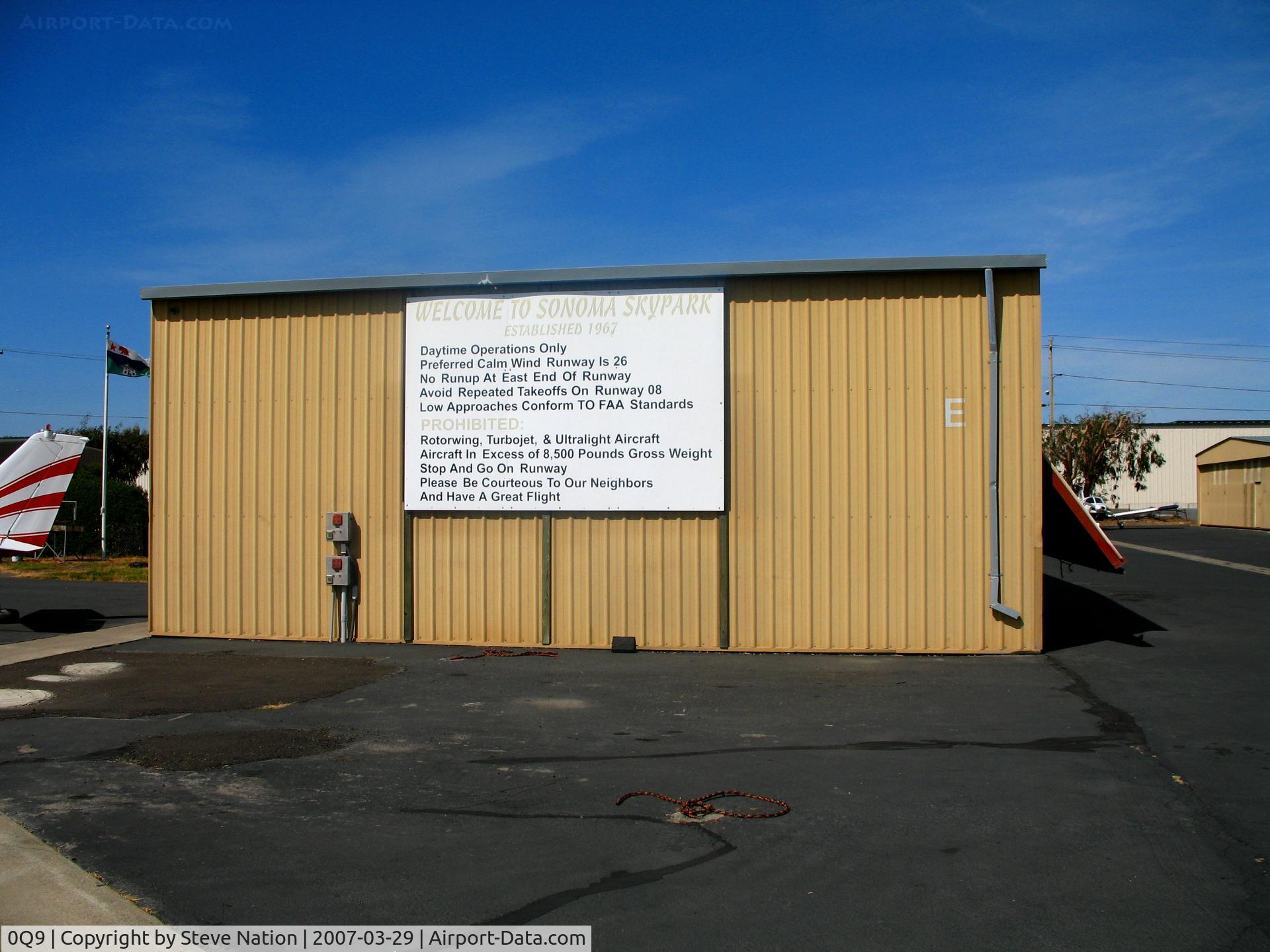 Sonoma Skypark Airport (0Q9) - Pilots instructions on hangar @ Sonoma Skypark, CA