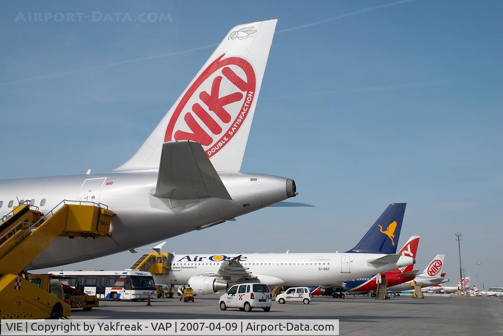 Vienna International Airport, Vienna Austria (VIE) - Some A320/737 tails