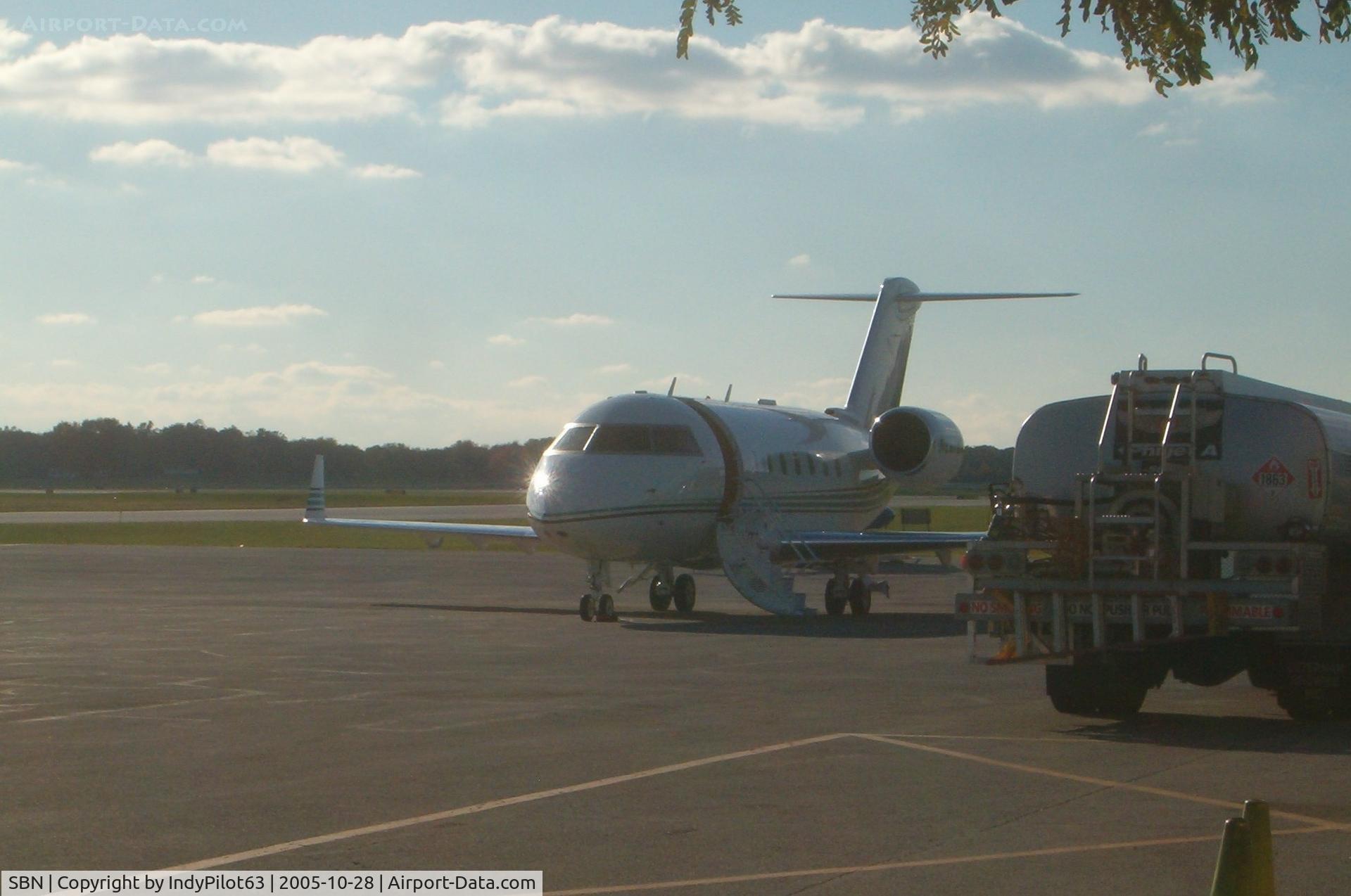 South Bend Airport (SBN) - Tarmac