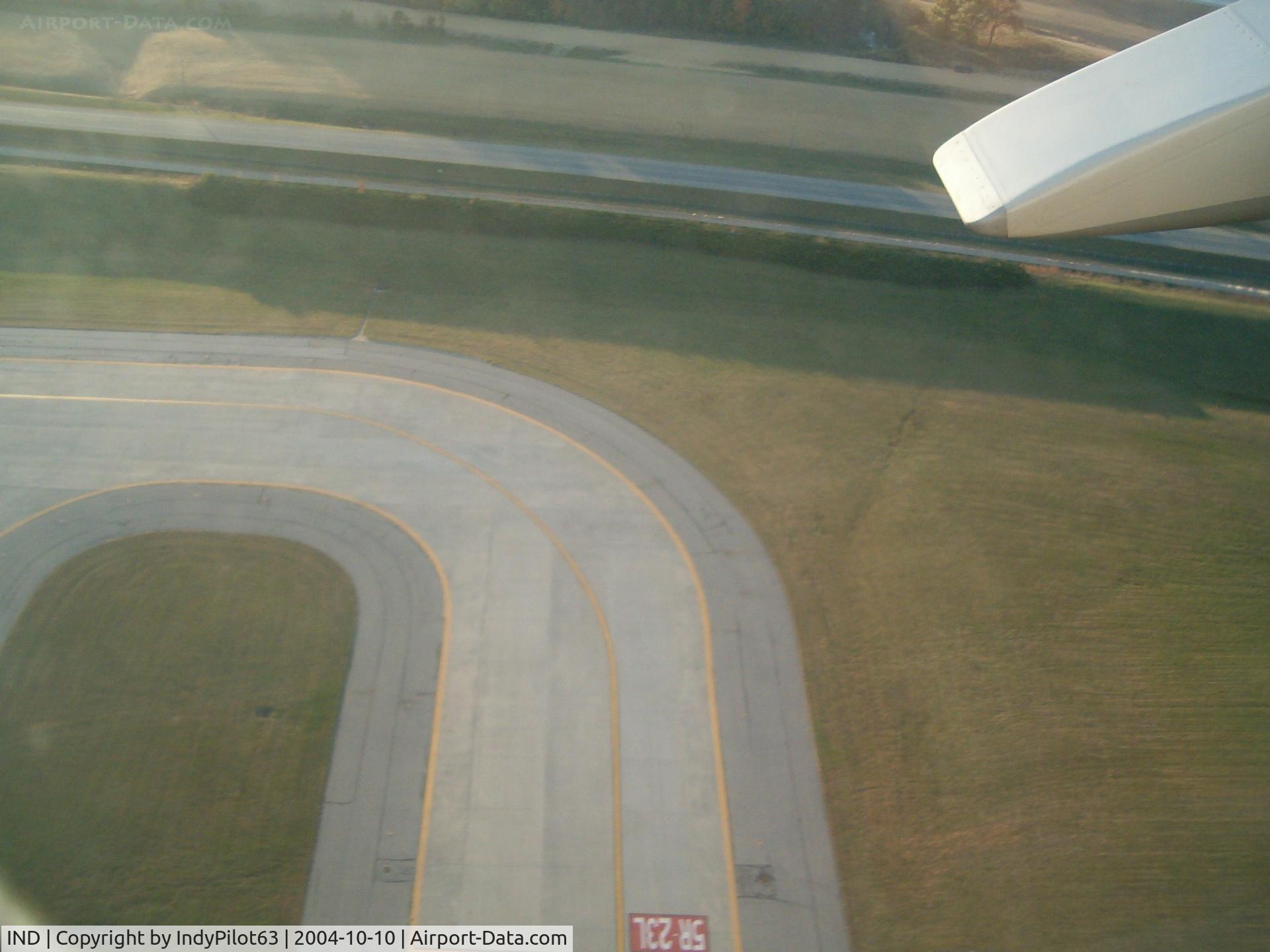 Indianapolis International Airport (IND) - Morning flight out to PHX