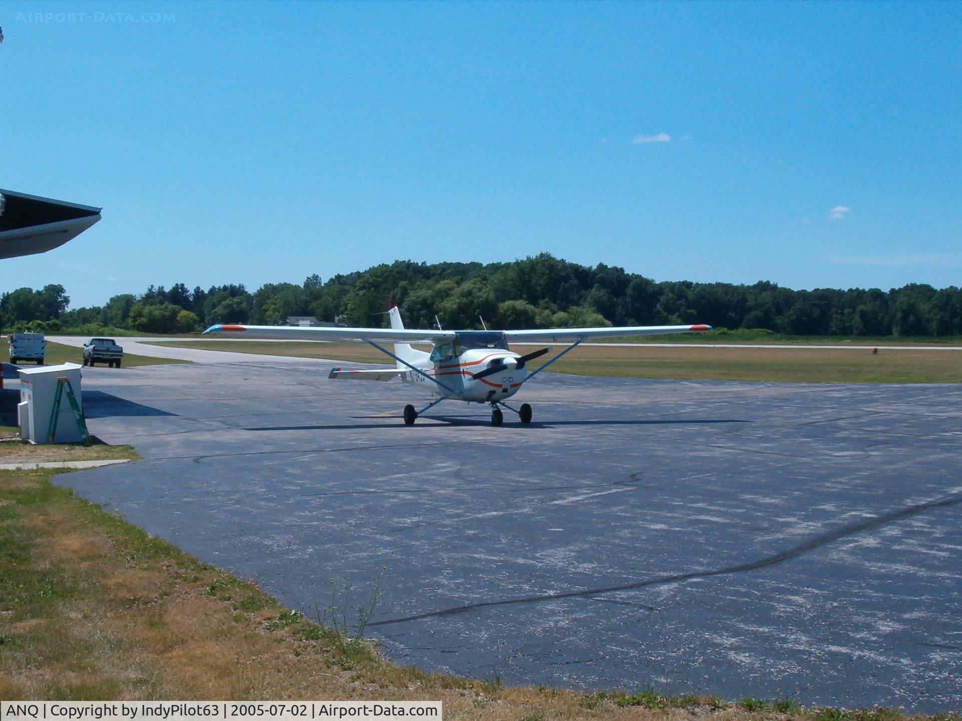 Tri-state Steuben County Airport (ANQ) - Tarmac