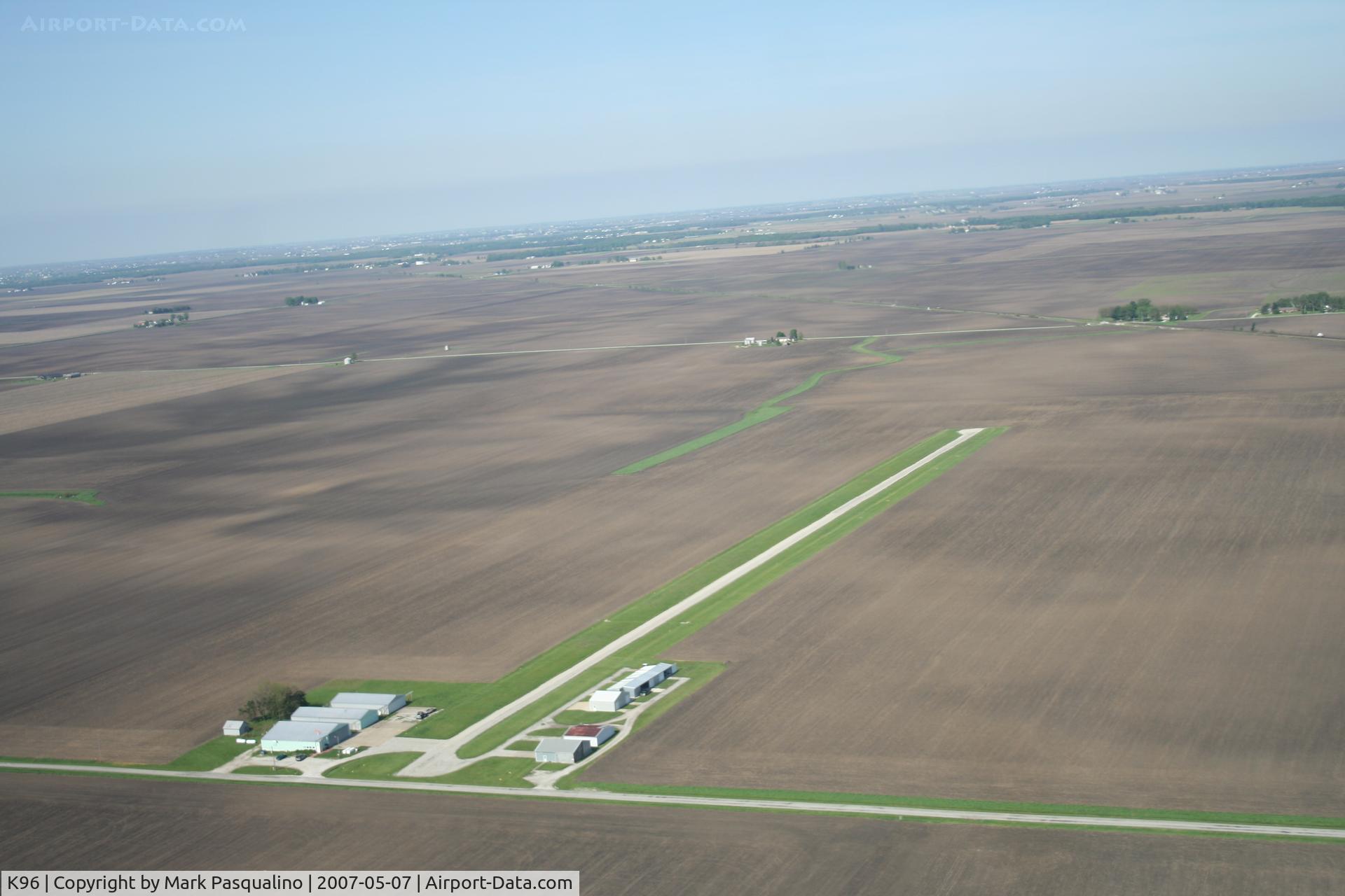Tuscola Airport (K96) - Tuscola, IL