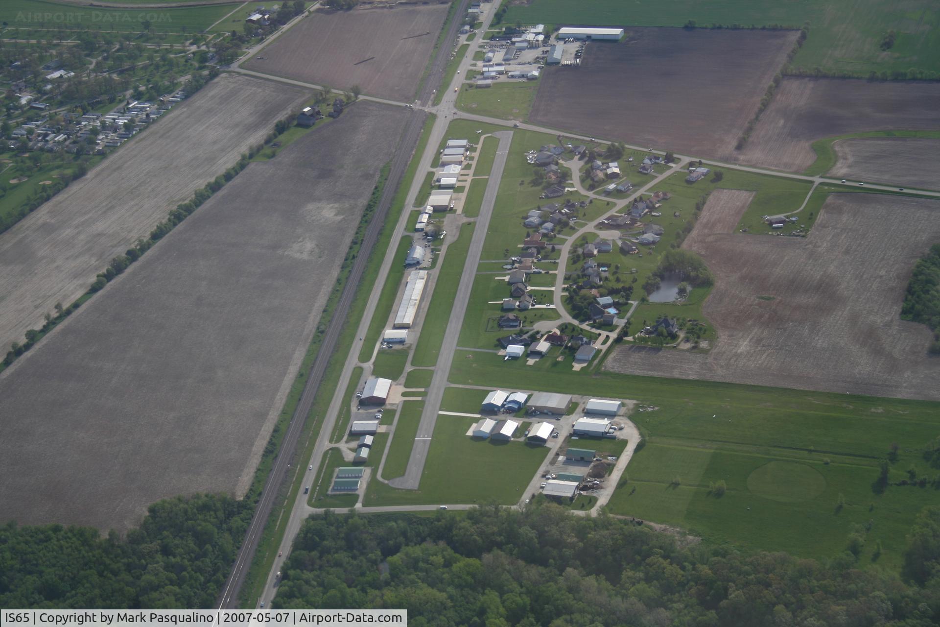 Woodlake Landing Airport (IS65) - Sandwich, IL