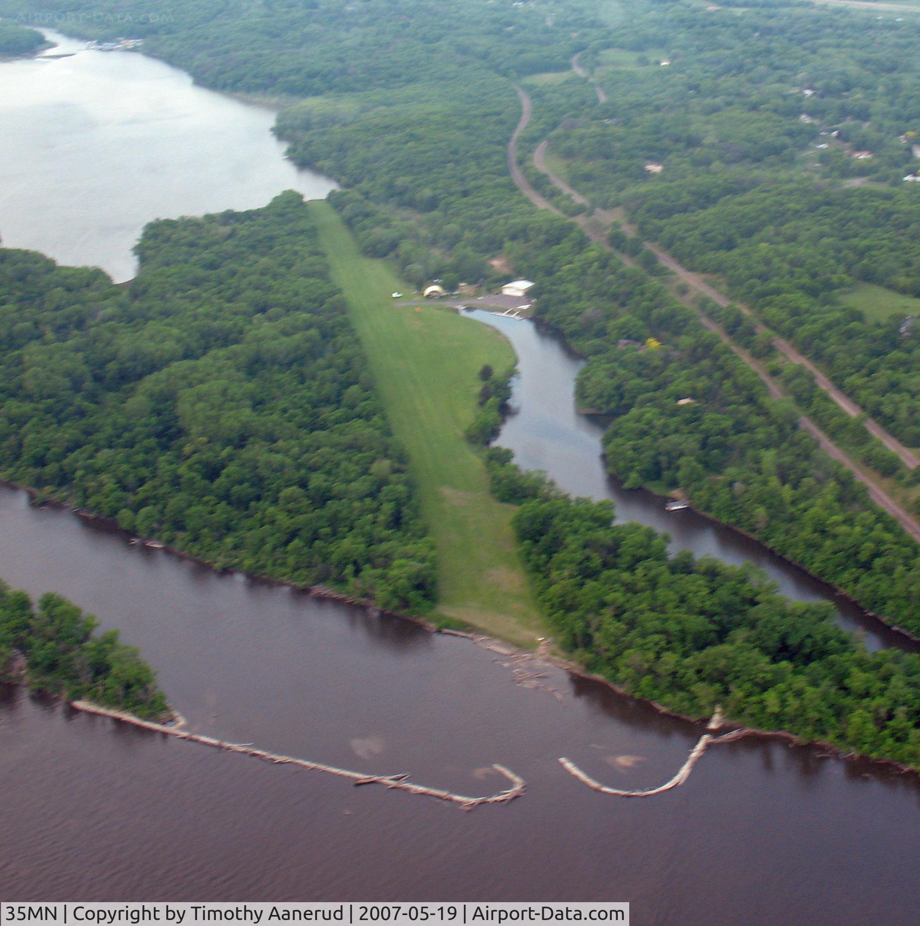 Wipline Airport (35MN) - from the east