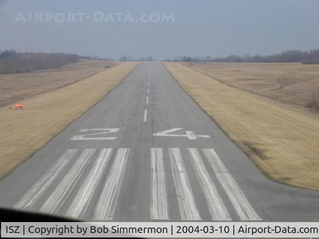 Blue Ash Airport, Cincinnati, Ohio United States (ISZ) - Short Final in N7830T