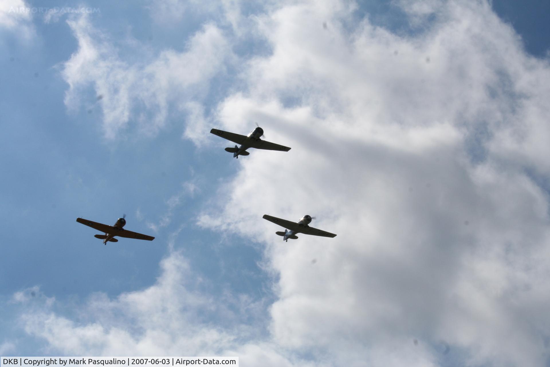 De Kalb Taylor Municipal Airport (DKB) - T-6 formation flight