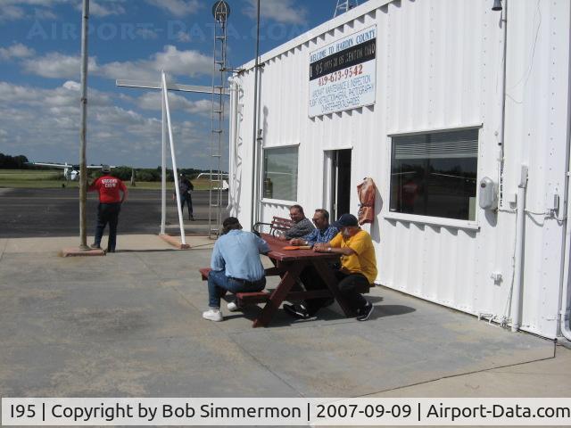 Hardin County Airport (I95) - The honorary board of advisors (limited to stories & jokes)