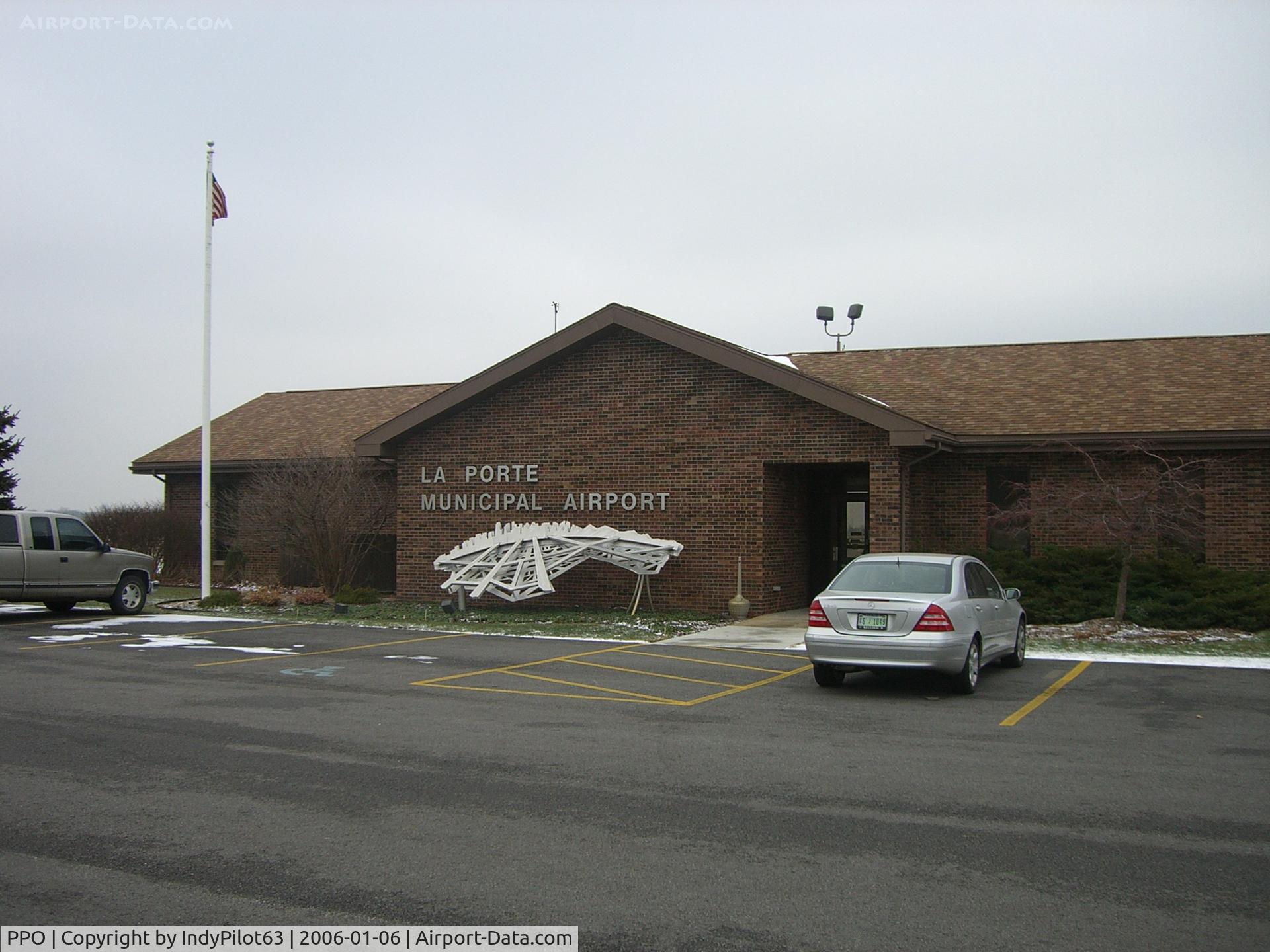 La Porte Municipal Airport (PPO) - FBO building