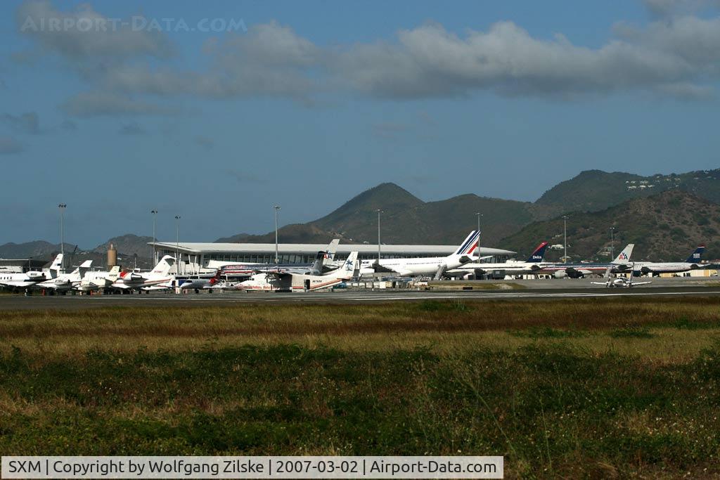 Princess Juliana International Airport, Philipsburg, Sint Maarten Netherlands Antilles (SXM) - Airportview