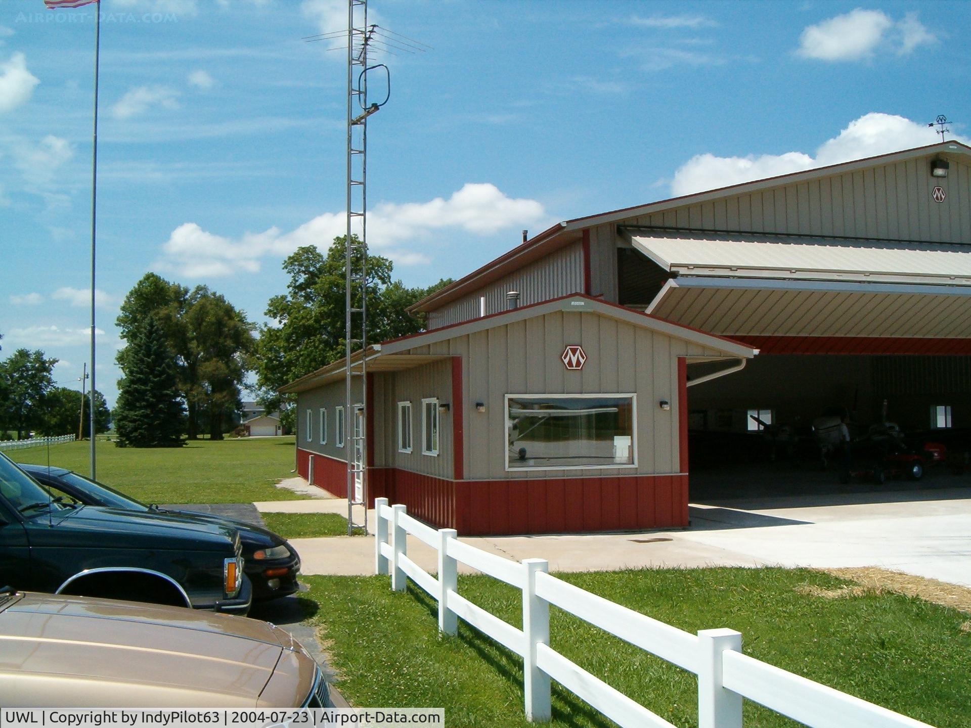 New Castle-henry Co Municipal Airport (UWL) - FBO