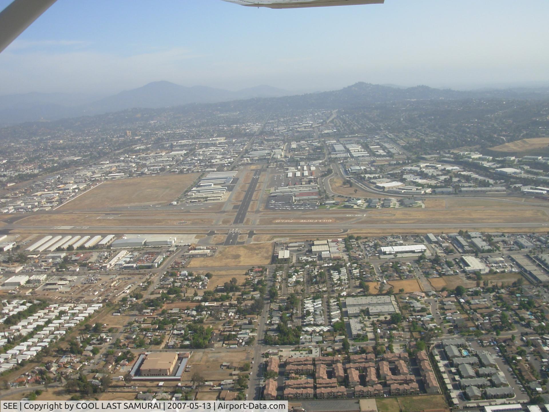 Gillespie Field Airport (SEE) - FROM RIGHT DOWNWIND OF RWY27R