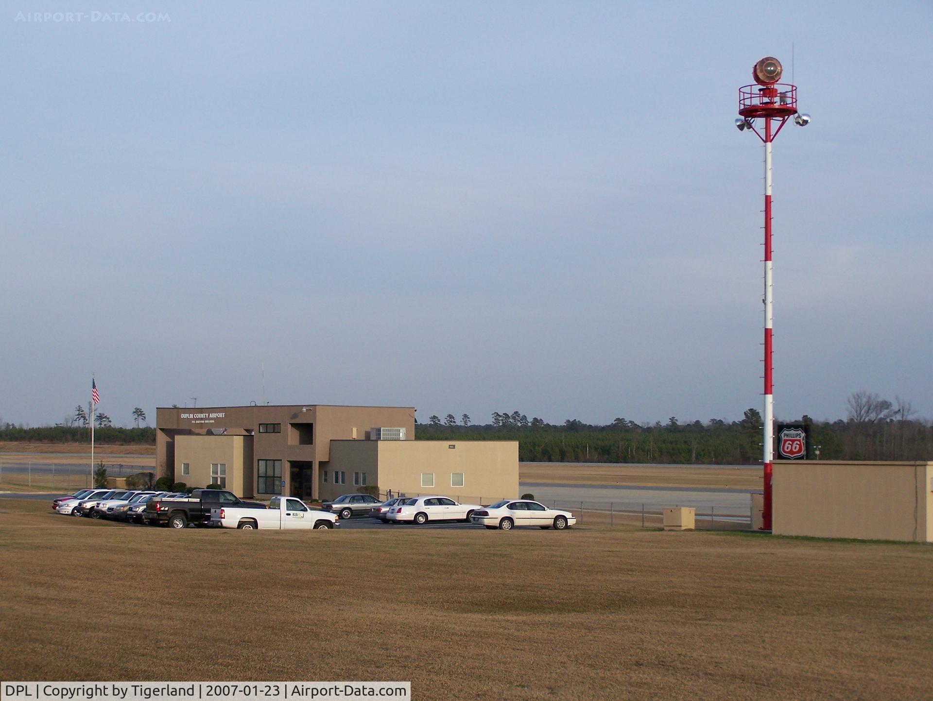 Duplin Co Airport (DPL) - Duplin County