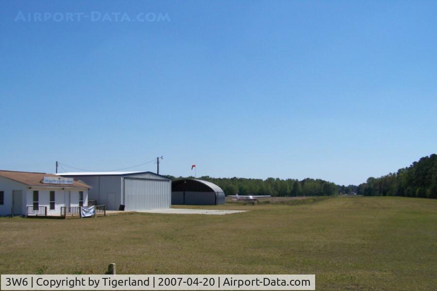 Bladenboro Airport (3W6) - Bladenboro Airfield