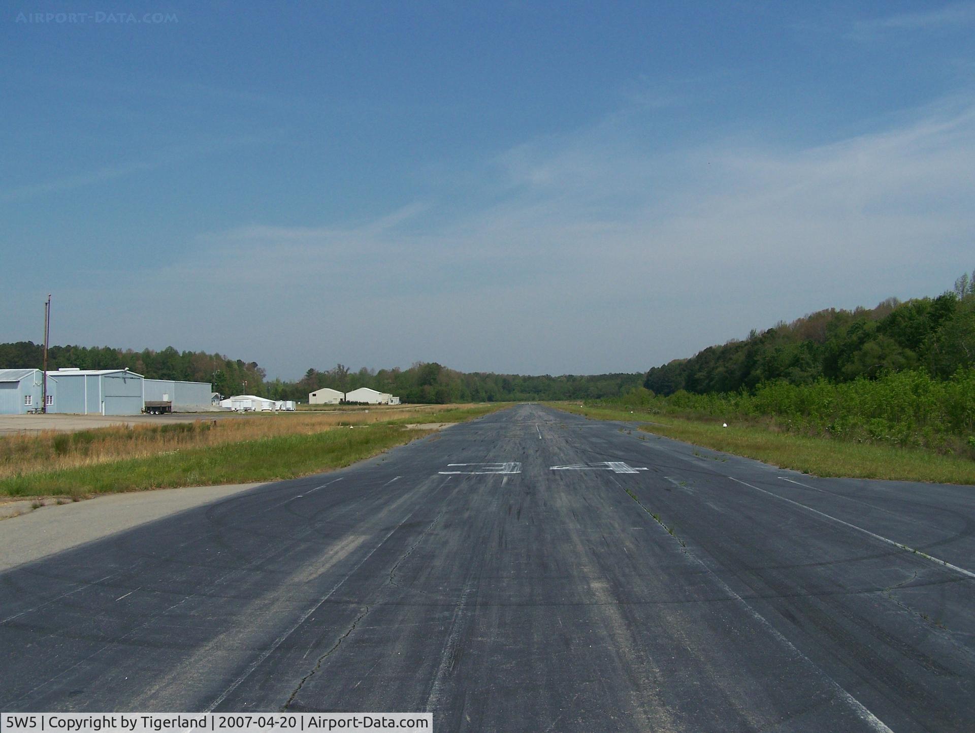 Triple W Airport (5W5) - Triple W- Garner,NC