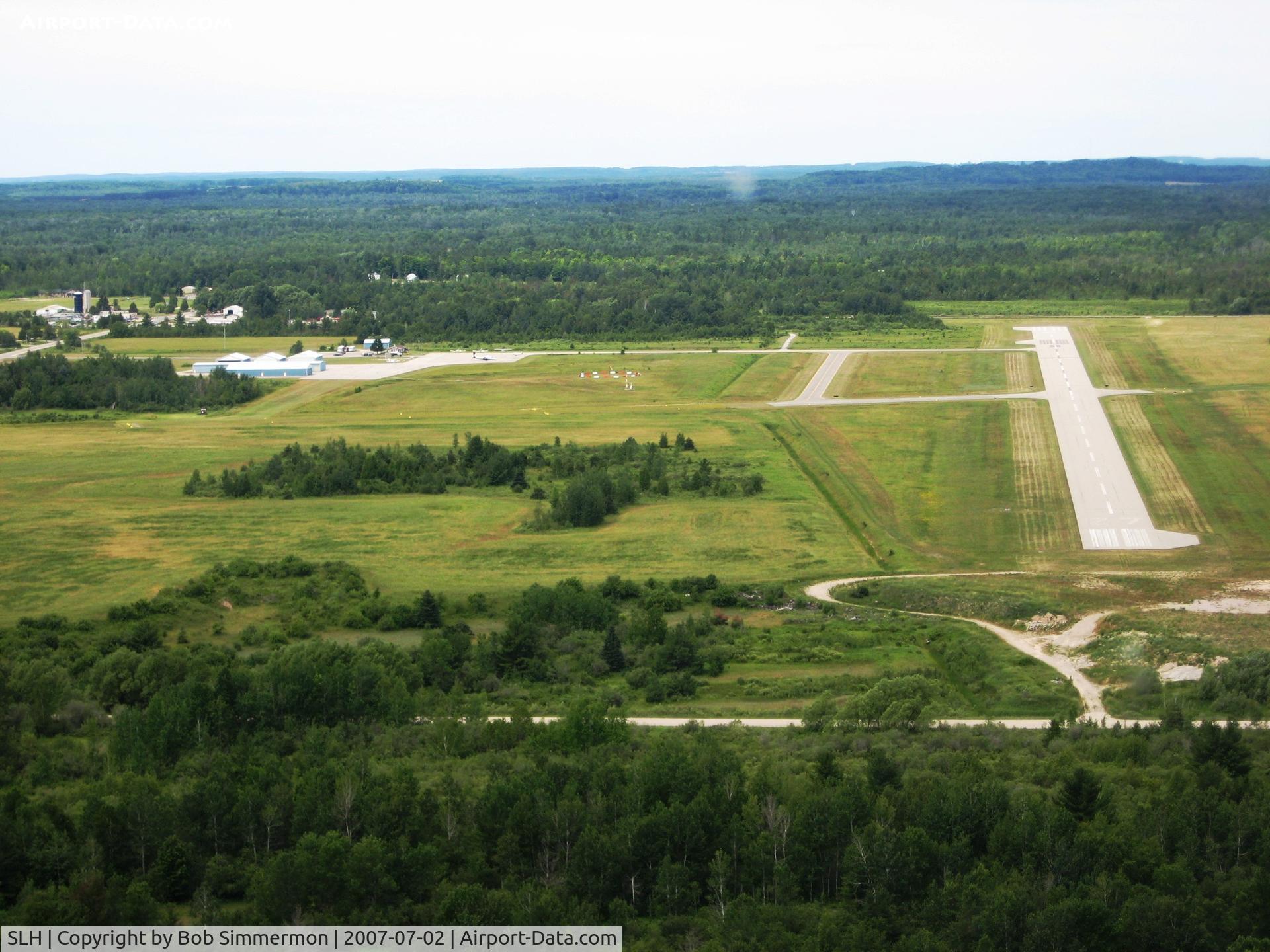 Cheboygan County Airport (SLH) - Final for 27 at Cheboygan, MI