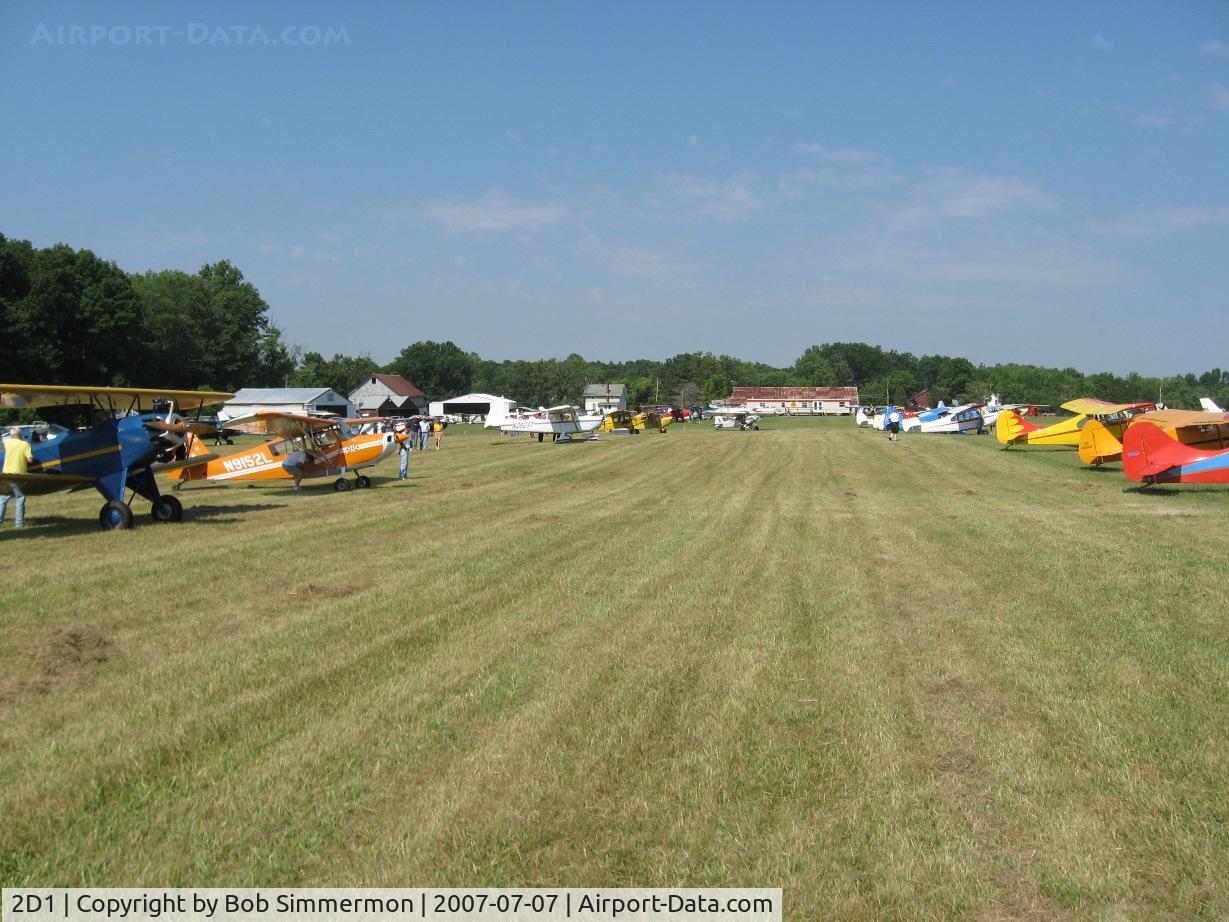 Barber Airport (2D1) - Aeronca/T-craft fly-in at Alliance, OH