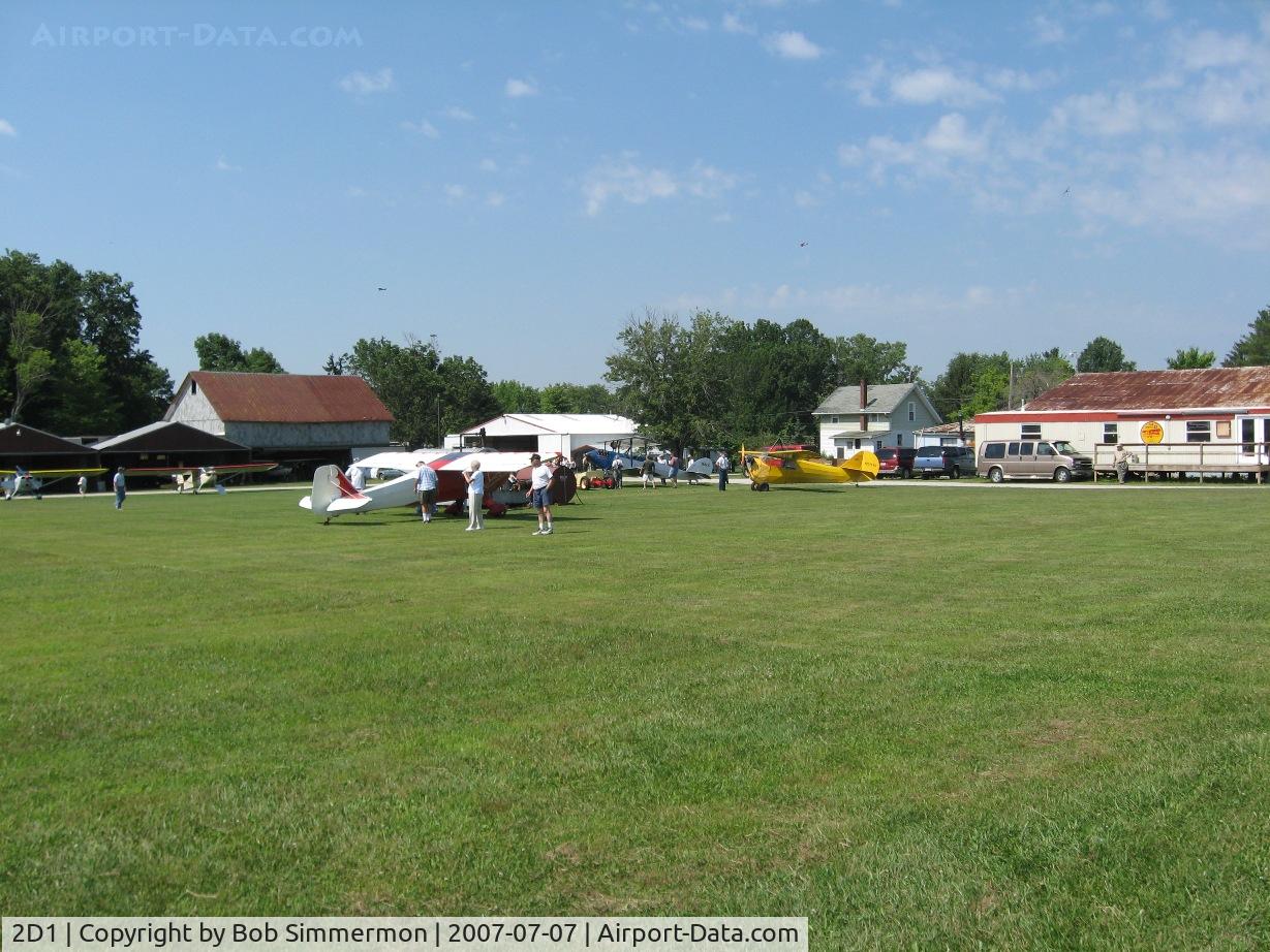Barber Airport (2D1) - Aeronca/T-craft fly-in at Alliance, OH