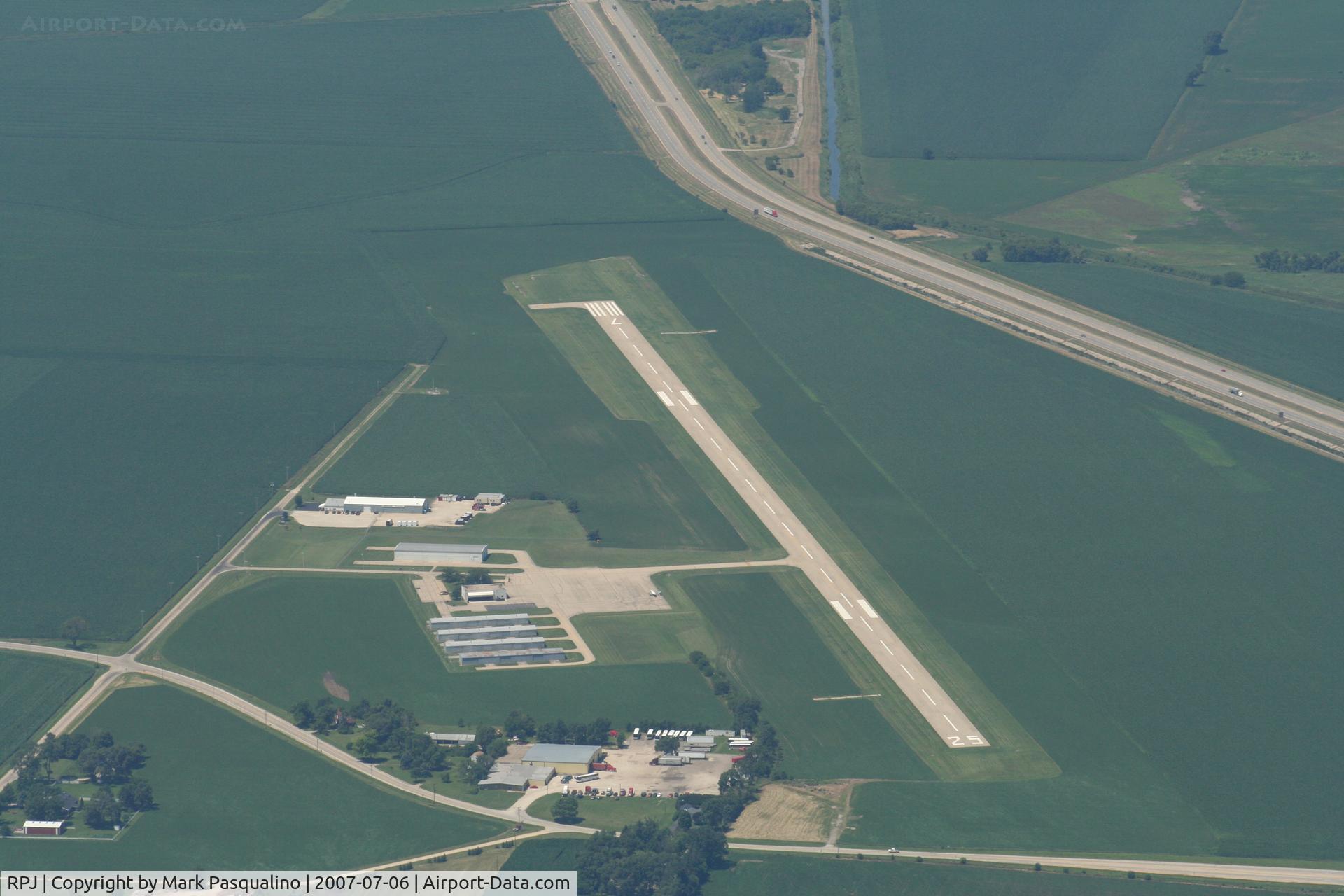 Rochelle Municipal Airport-koritz Field Airport (RPJ) - Rochelle, IL